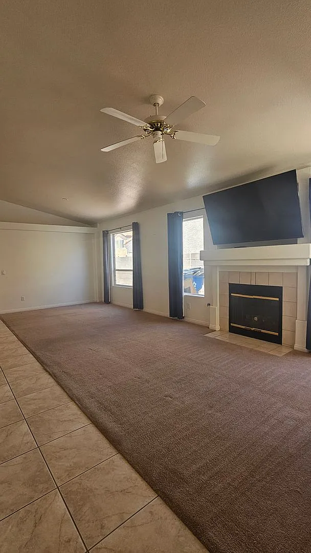 Spacious 3-Bedroom Home with 3-Car Garage & Beautiful Landscaping — Photo 3