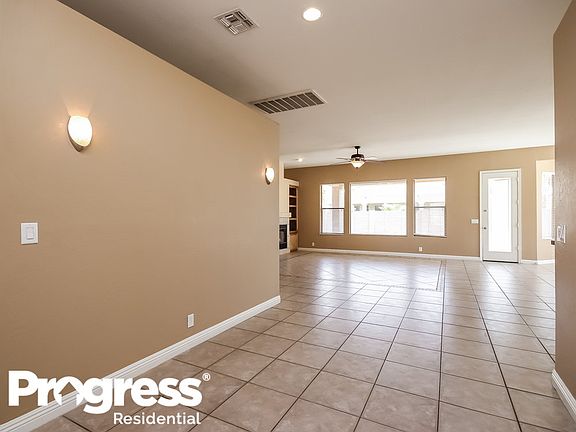 2nd image of 7984 W Tonopah Dr