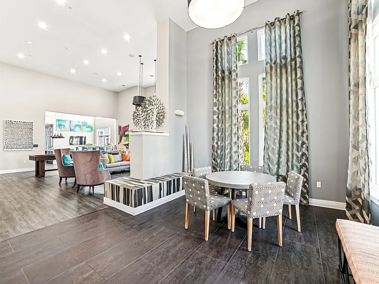 Proximity Residences Charleston — Photo 14