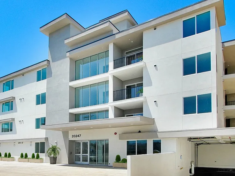 The Bay Apartment Homes — Photo 69