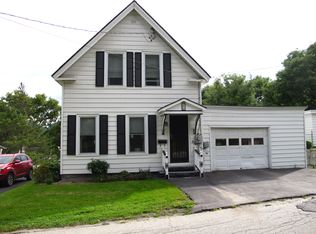 40 Pleasant St, Barre, VT 05641