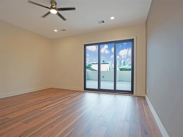 315 Palmer St — Photo 35