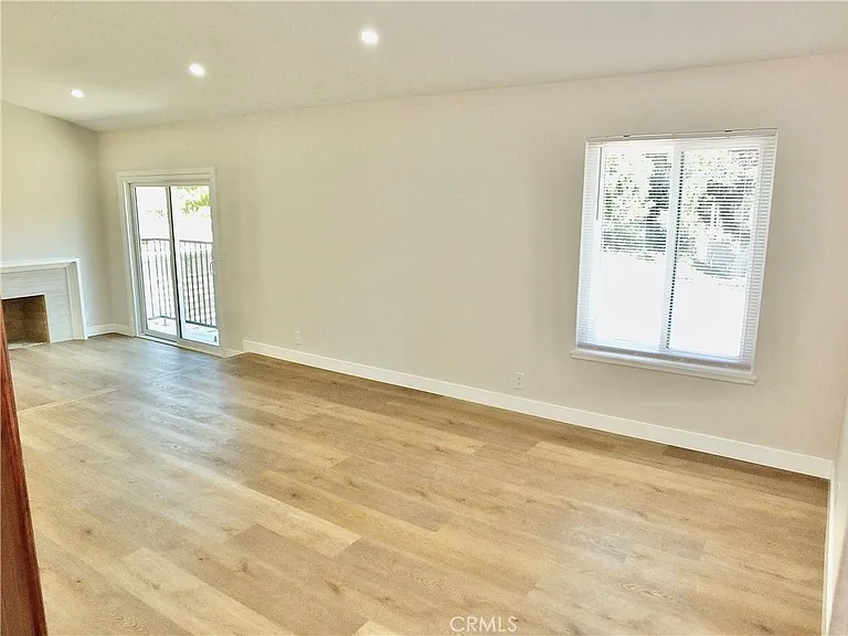 652 Margo Ave — Photo 27