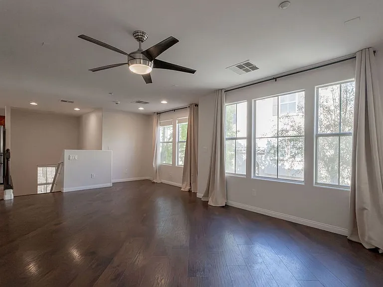 4793 Hampstead Heath Ct — Photo 33