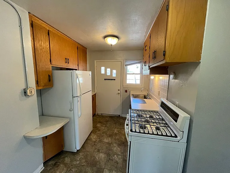 7601 W. Becher St. (3 Unit + Commercial) — Photo 8