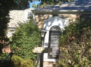 193-69 85th Rd, Queens Village, NY 11427