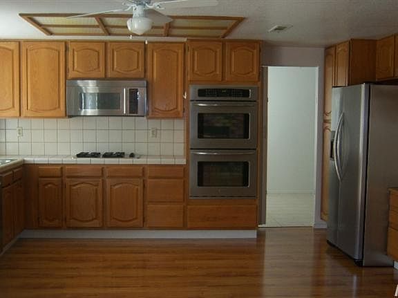 4th image of 1662 W I St