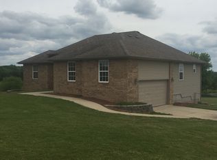 6774 E Farm Road 128, Springfield, MO 65802