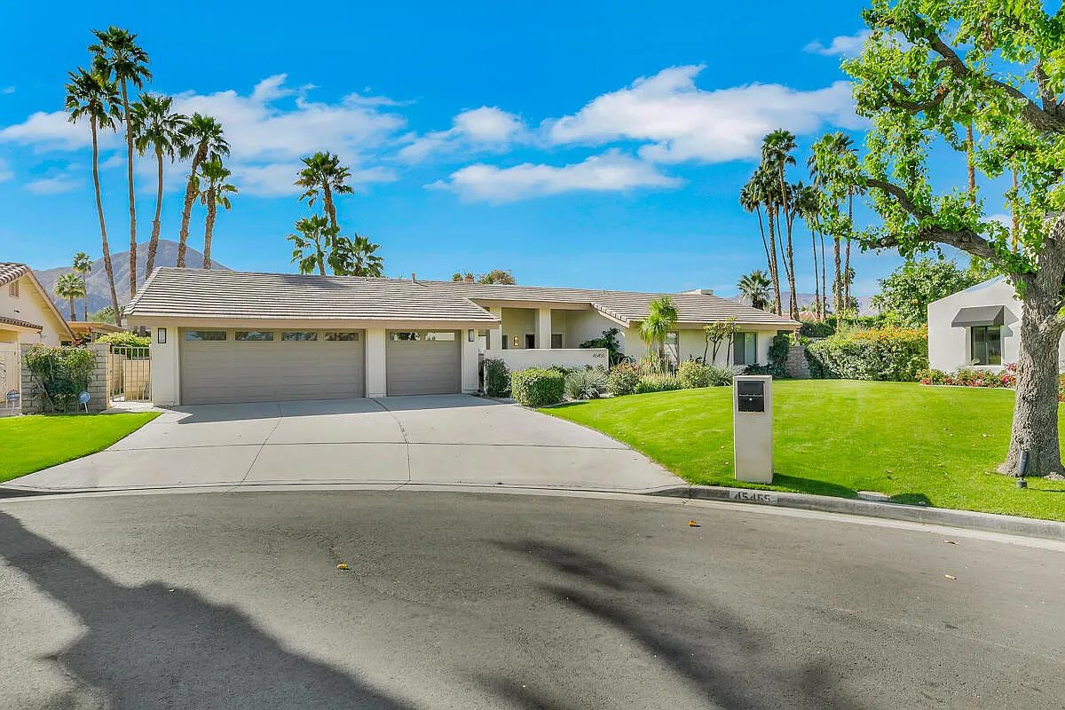 3 bed, 2082 sqft, $5,000 — Photo 3