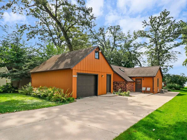 2148 Colladay Point Dr, Stoughton, WI 53589