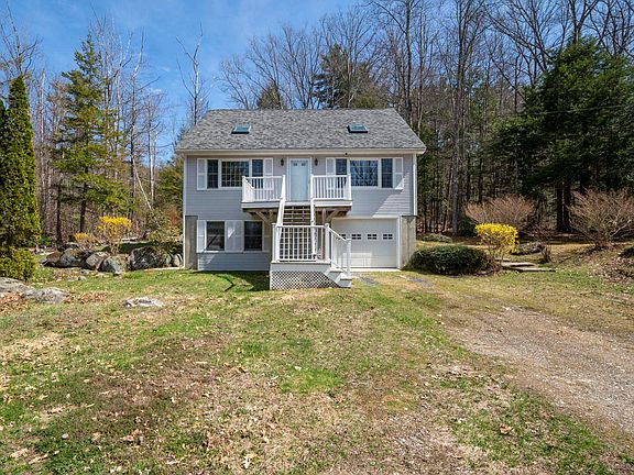 2nd image of 121 Chestnut Drive
