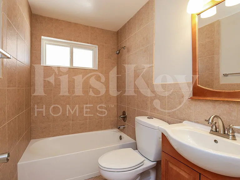 5719 N 23rd Ave — Photo 13
