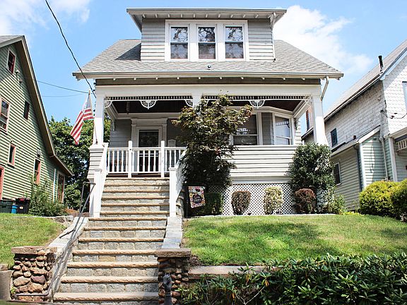 2nd image of 15 Cleveland Pl