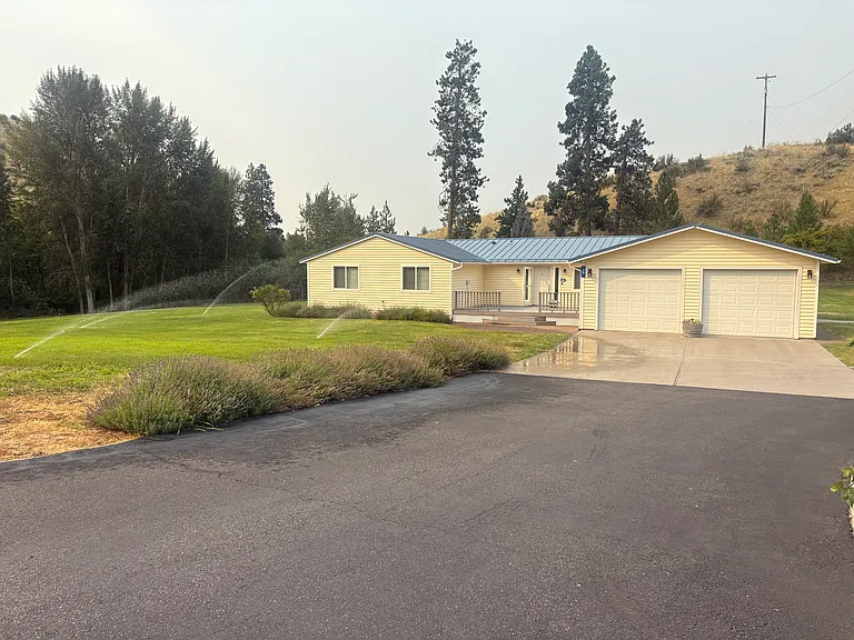 39 Peacock Ln — Photo 29