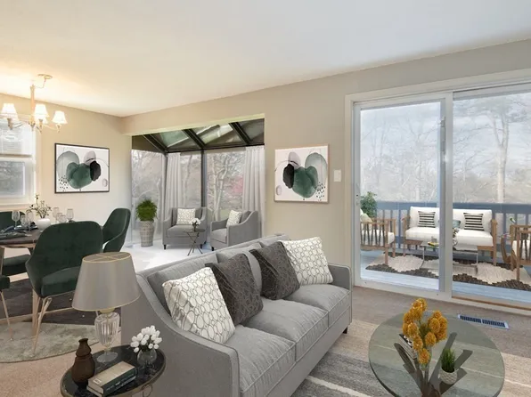 5 Harbor Hill Dr #5, Buzzards Bay, MA 02532