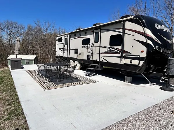 32270 Teal Ln, Unionville, MO 63565