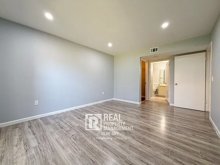 9481 Highland Oak Dr #1502 — Photo 10
