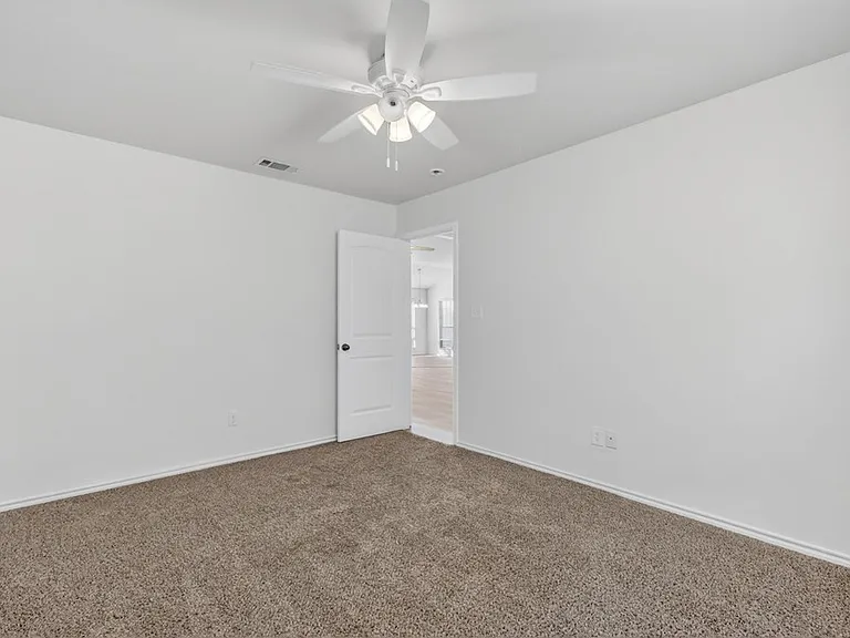 509 Wagner Dr — Photo 34
