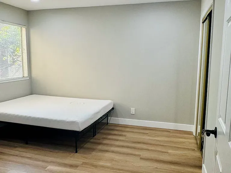 451 S Oakland Ave #5 — Photo 12