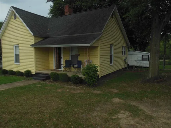 1106 E Front St, Iva, SC 29655