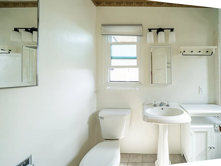3605 Dove Ct — Photo 16