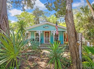 21 62nd St, Yankeetown, FL 34498