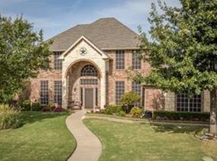 13841 E Riviera Dr, Burleson, TX 76028