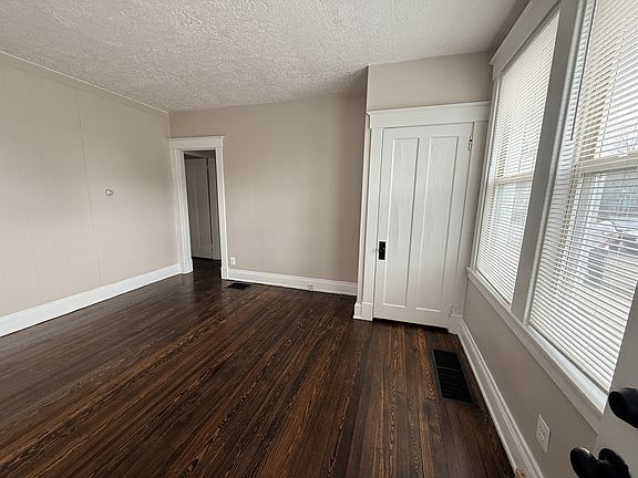 3rd image of 1801 Goodman Ave APT 1