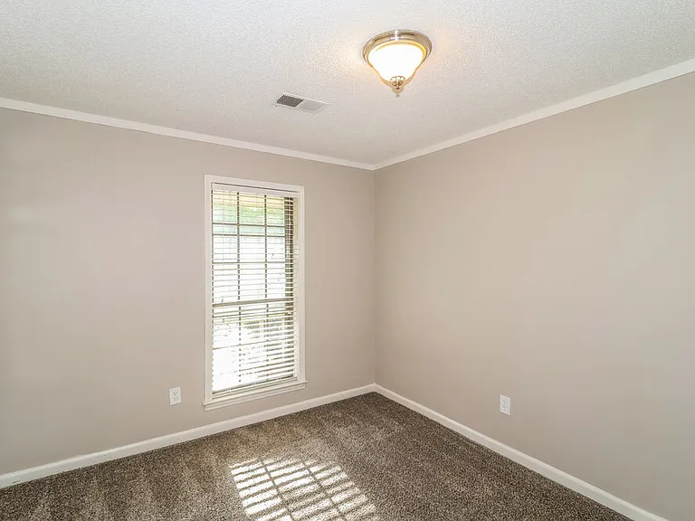 6708 Henredon Dr — Photo 13