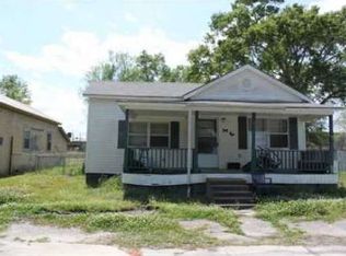 401 Front St, Century, FL 32535