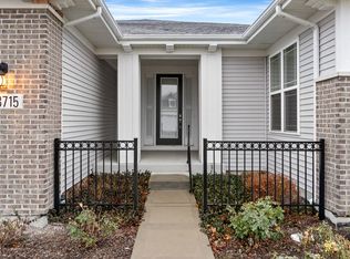 3715 Chesapeake Ln, Naperville, IL