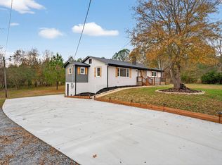 616 Ballenger Rd, Gaffney, SC 29340