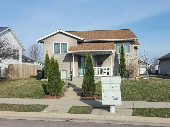 1115 Engesser Ln, Saint Peter, MN 56082
