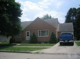 1312 Lochedem Dr, Storm Lake, IA 50588