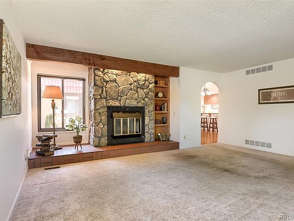 4th image of 1457 S Salem Way