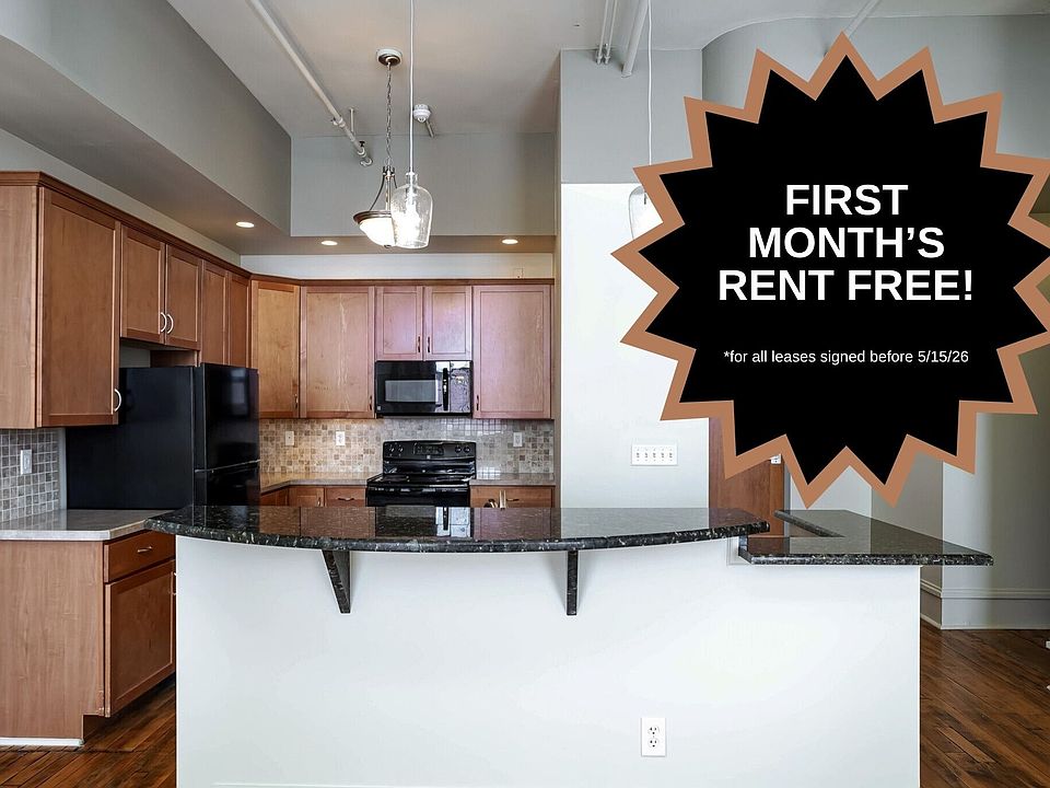 Welcome to Warner Lofts, where modern elegance meets comfort. Enjoy a stylish kitchen with sleek finishes and ample space. Take advantage of our special offer: your first month's rent is free! Schedule a tour today to see your new home.