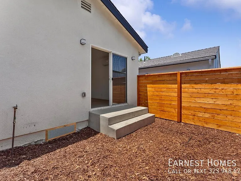 19433 Valerio St #2 — Photo 16