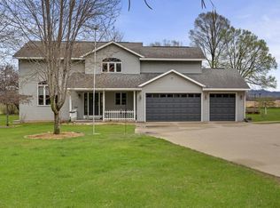 N5640 Theron Ct, Onalaska, WI 54650