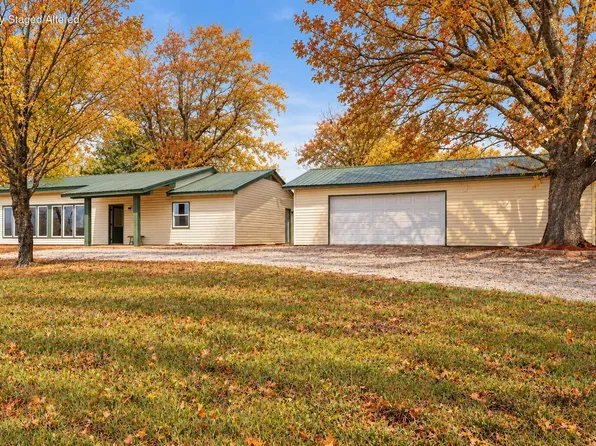 55 Kearney Lane, Reeds Spring, MO 65737