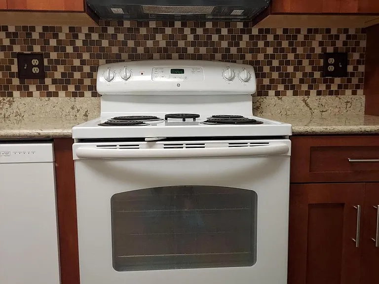 8360 Greensboro Dr #208 — Photo 14