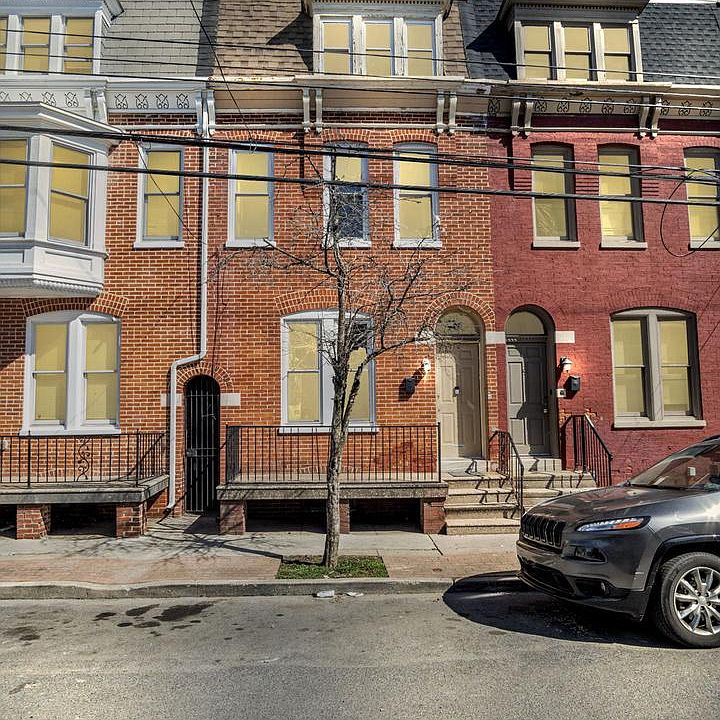 1st image of 117 S Pine St
