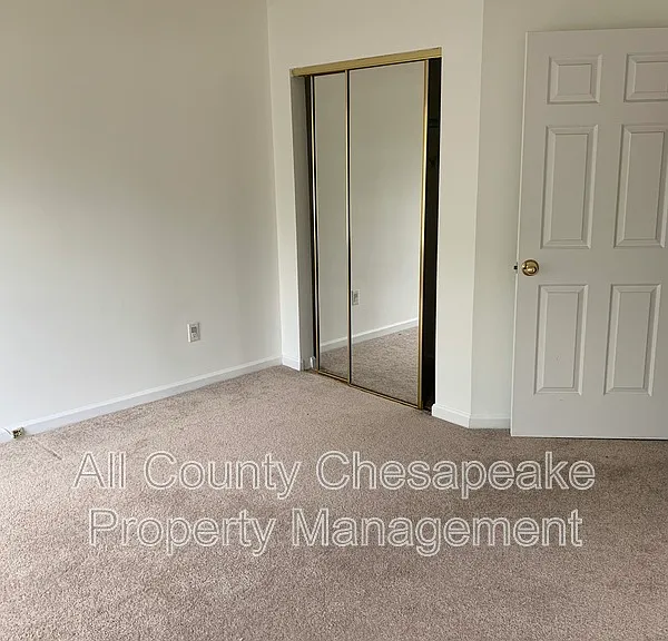 949 Whispering Ridge Ln — Photo 15