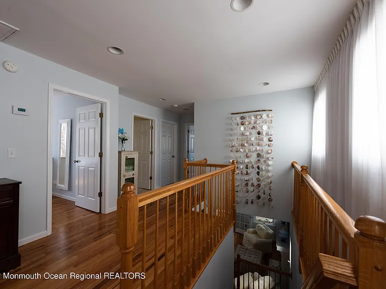 164 Osborne Ave — Photo 5