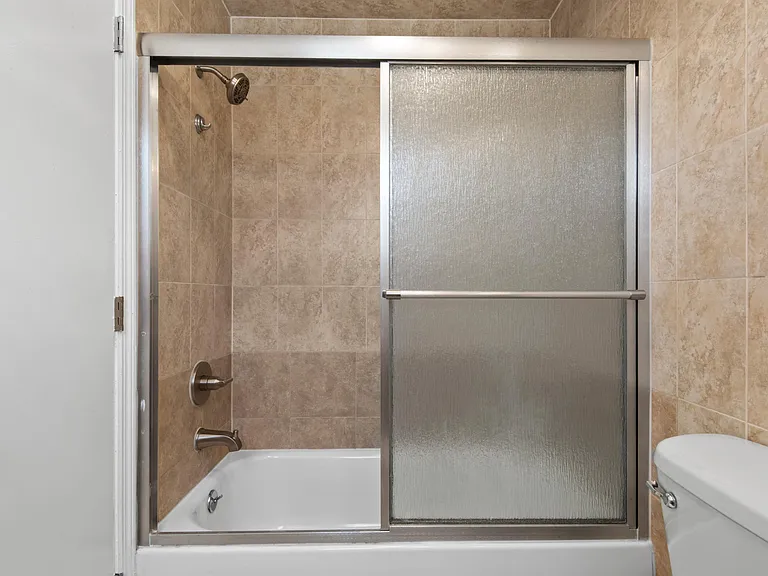 28 Armstrong Ave #2 — Photo 9