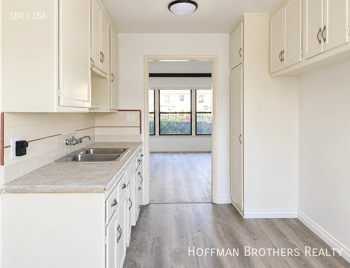 *Move-In Special*Updated One-Bedroom with Spacious Living Room, Laundry Facility & Included Water... — Photo 2
