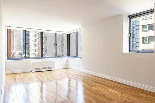 235 W 48th St Photo 1