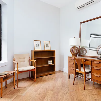 Rented by Nooklyn NYC LLC | media 7