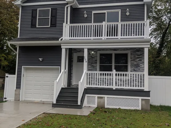 300 E 10th Ave, Roselle, NJ 07203