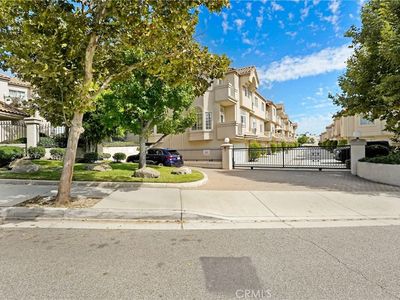 4520 Pennsylvania Ave APT 120, La Crescenta, CA, 91214