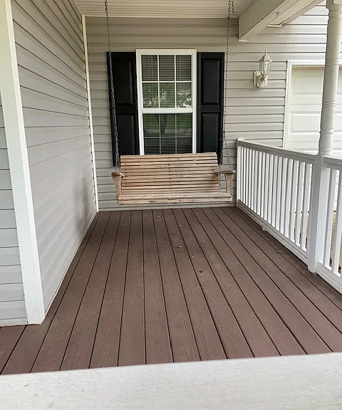 98 Charles Dr — Photo 4